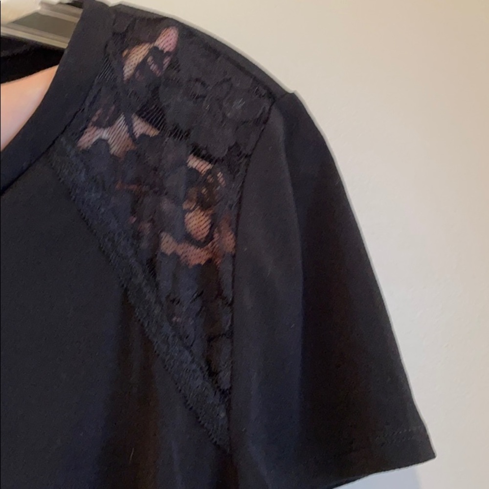 Express lace side mesh panel top, black, size S - Picture 6 of 13